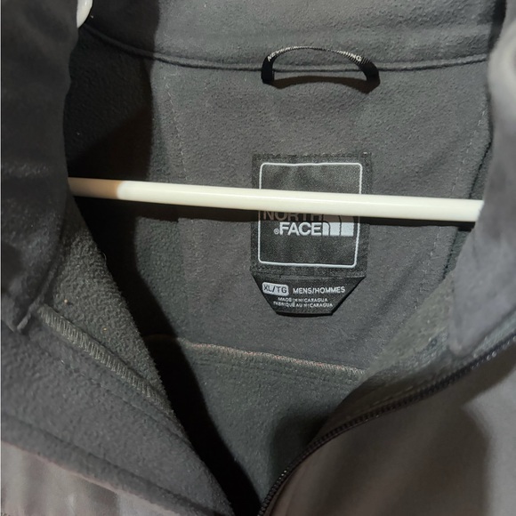 North face jacket - Picture 2 of 3
